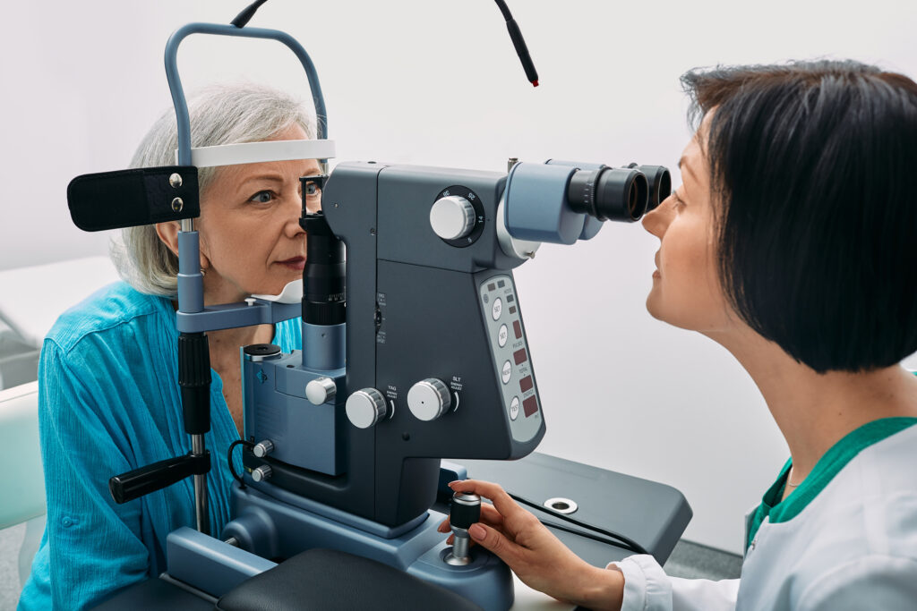 cataract eye surgery